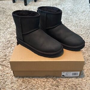 UGG Mini Leather